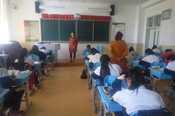 P70419-093922_副本.jpg